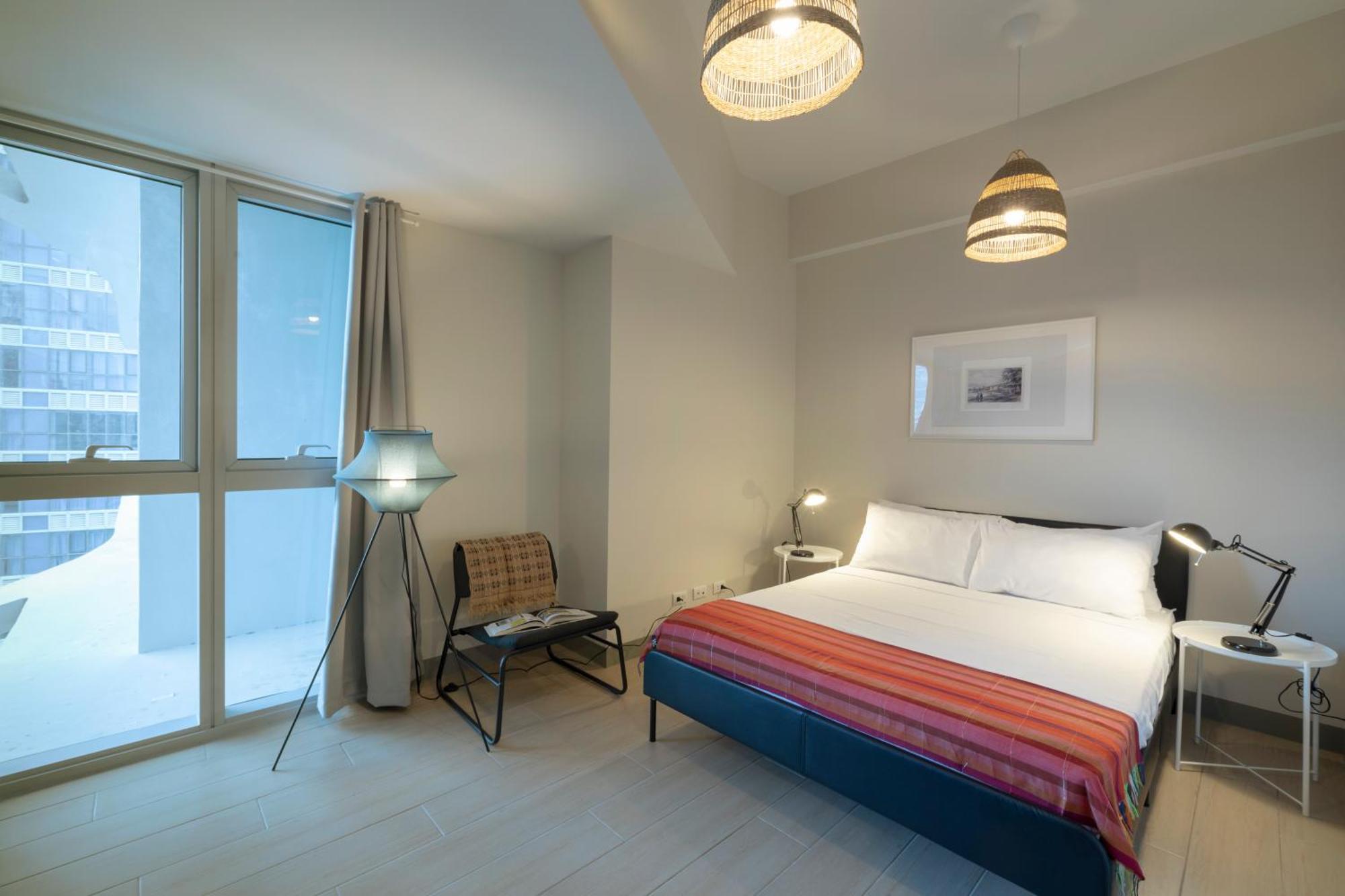 מנילה Uptown Parksuites Apartments Tower 2 Bgc By Ph Staycation מראה חיצוני תמונה