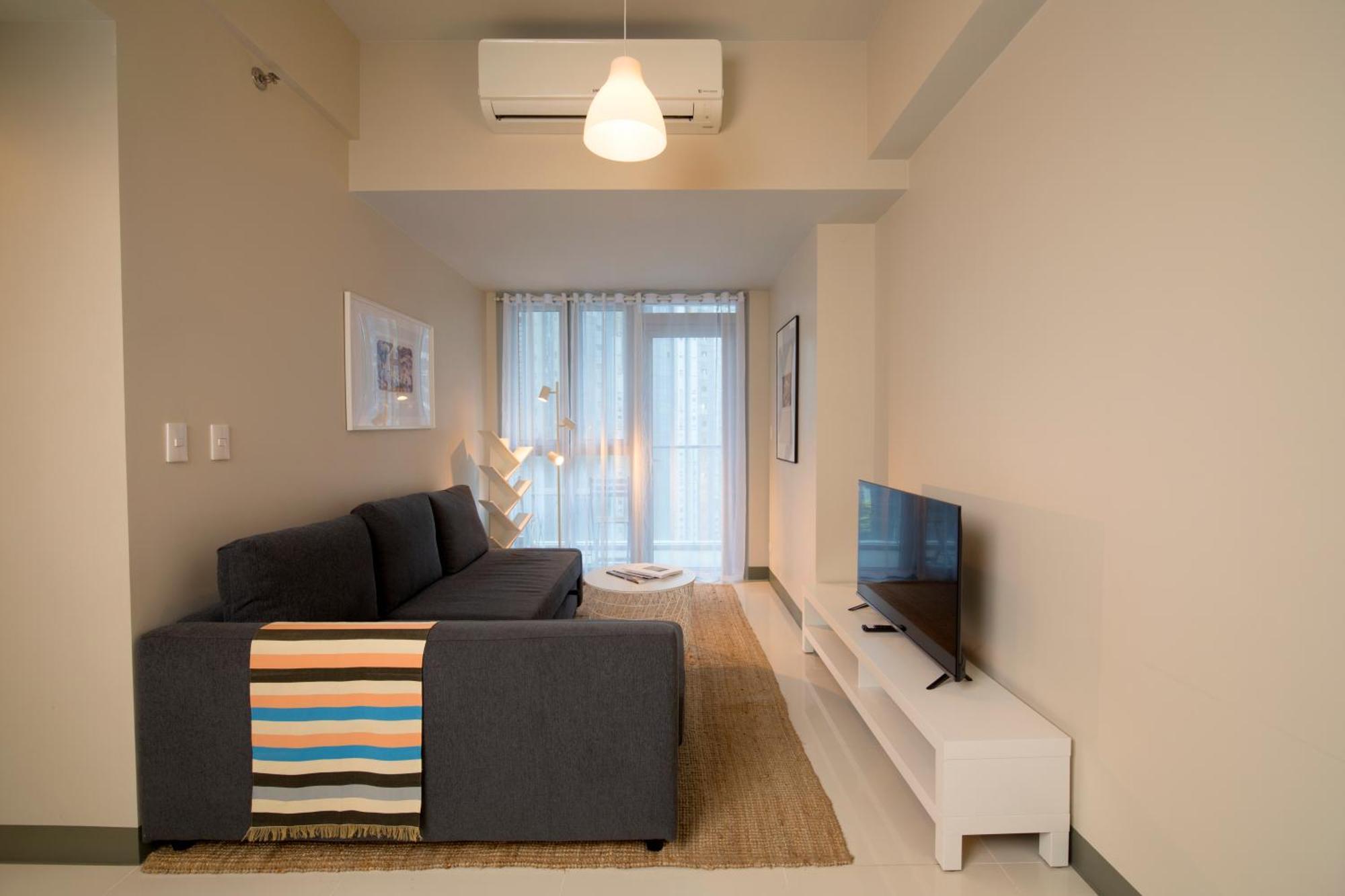 מנילה Uptown Parksuites Apartments Tower 2 Bgc By Ph Staycation מראה חיצוני תמונה