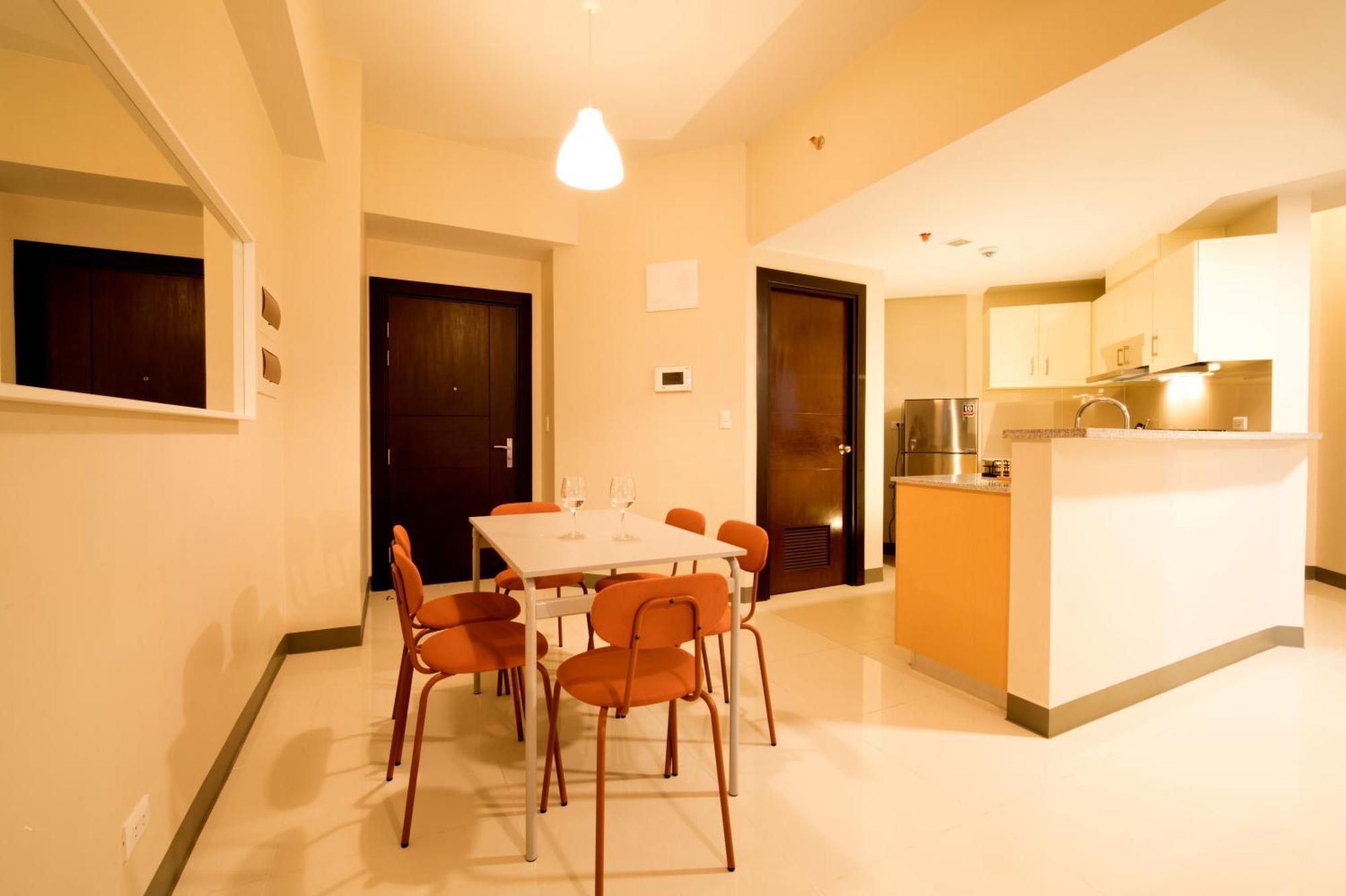 מנילה Uptown Parksuites Apartments Tower 2 Bgc By Ph Staycation מראה חיצוני תמונה