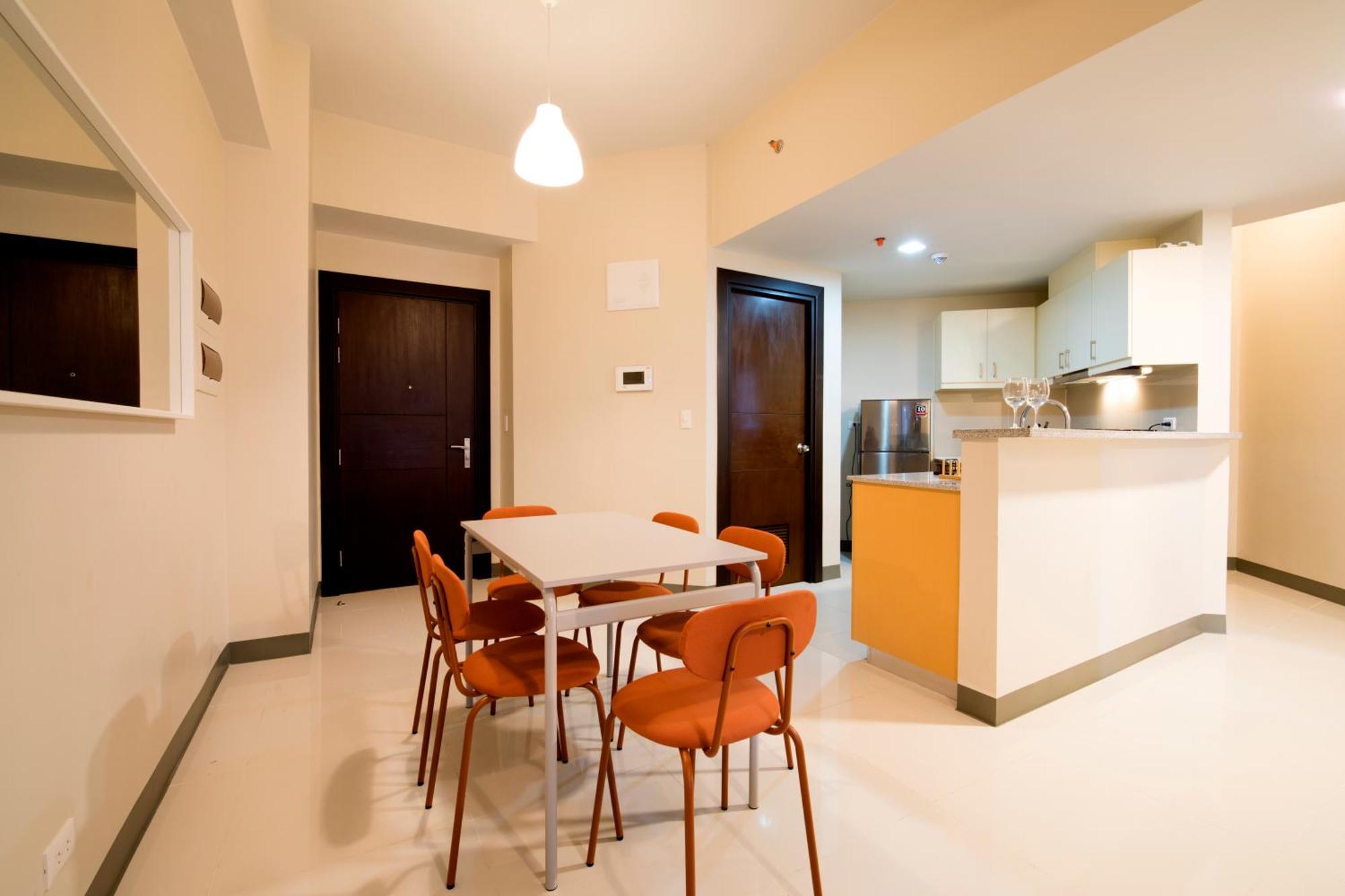 מנילה Uptown Parksuites Apartments Tower 2 Bgc By Ph Staycation מראה חיצוני תמונה